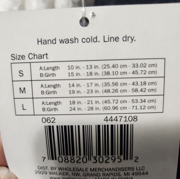 NWT. Pet costume size medium. Strawberry. - Picture 5 of 5